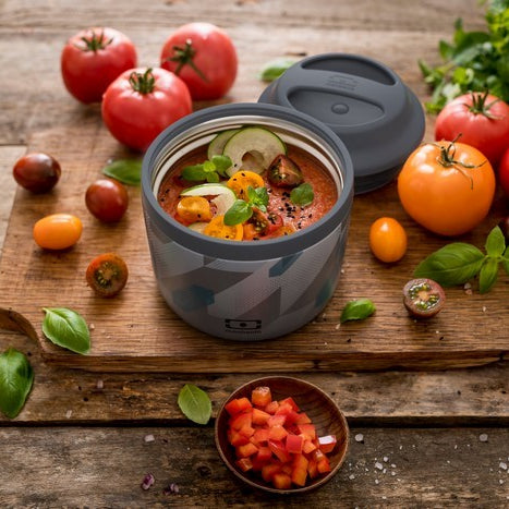 Monbento Element Graphic DImensions – termos obiadowy 550 ml. Utrzymuje ciepło do 10 h, 100% szczelny, stal nierdzewna 316. Idealny na zupy i obiady w podróży, kolor: szary