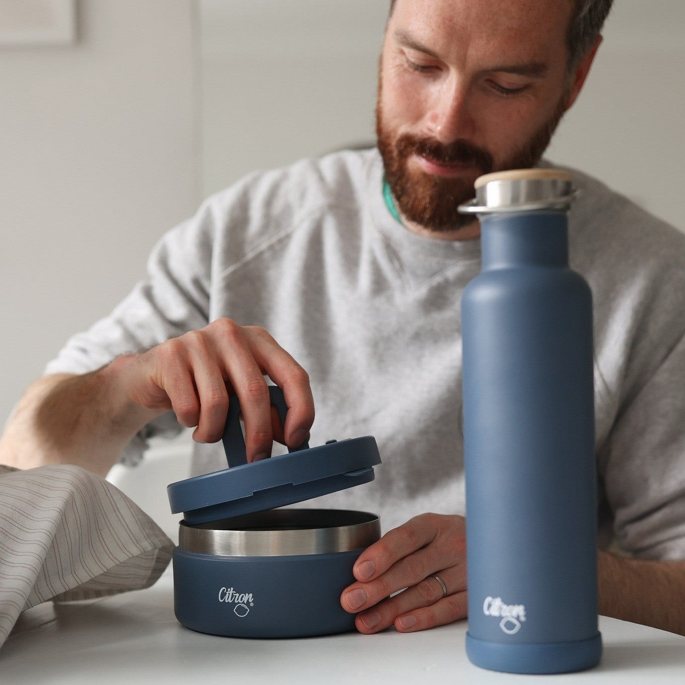 Termos obiadowy Citron 400 ml Dark Blue z podziałką – stal nierdzewna, szczelny, niebieski, bez BPA, ciepło do 5h, zimno do 7h