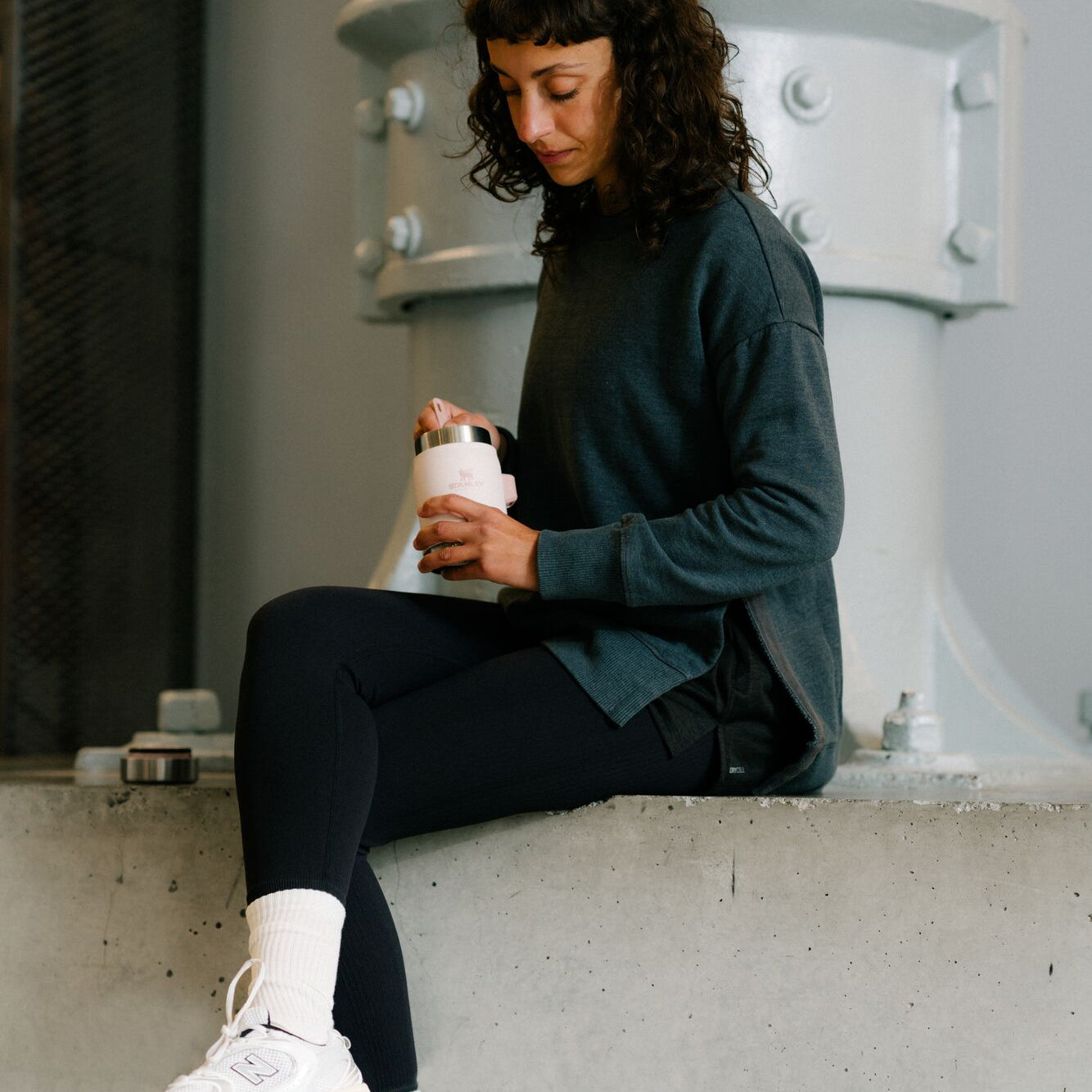 Termos na posiłki Stanley 400 ml z uchwytem na sztuciec w kolorze różowym