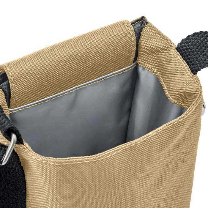 Beżowa torba Black+Blum na butelkę – praktyczna, stylowa, z kieszonką i termoizolacją, idealna na spacery i podróże