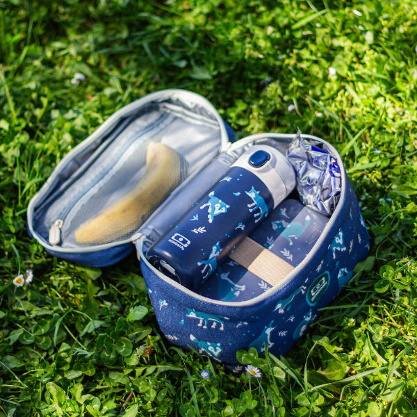 Torba termiczna Monbento Frosty Wolf – 5L pojemności, izolacja, łatwe otwieranie, z kieszonką. Na lunch, bidon i przekąski, wzór: wilki