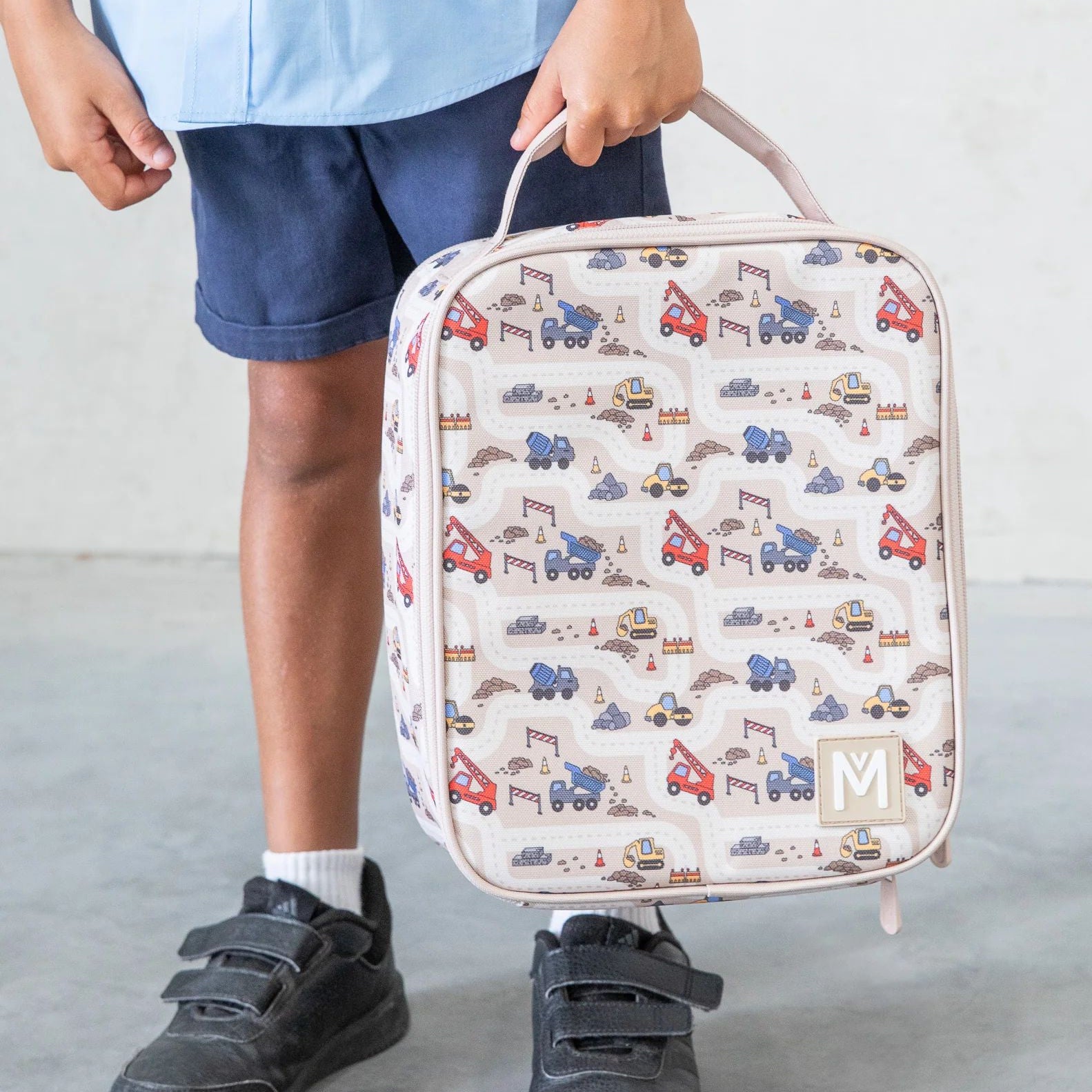 Torba termiczna MontiiCo Construction L – dwie komory, wkład chłodzący, wodoodporna i trwała, wzór: pojazdy