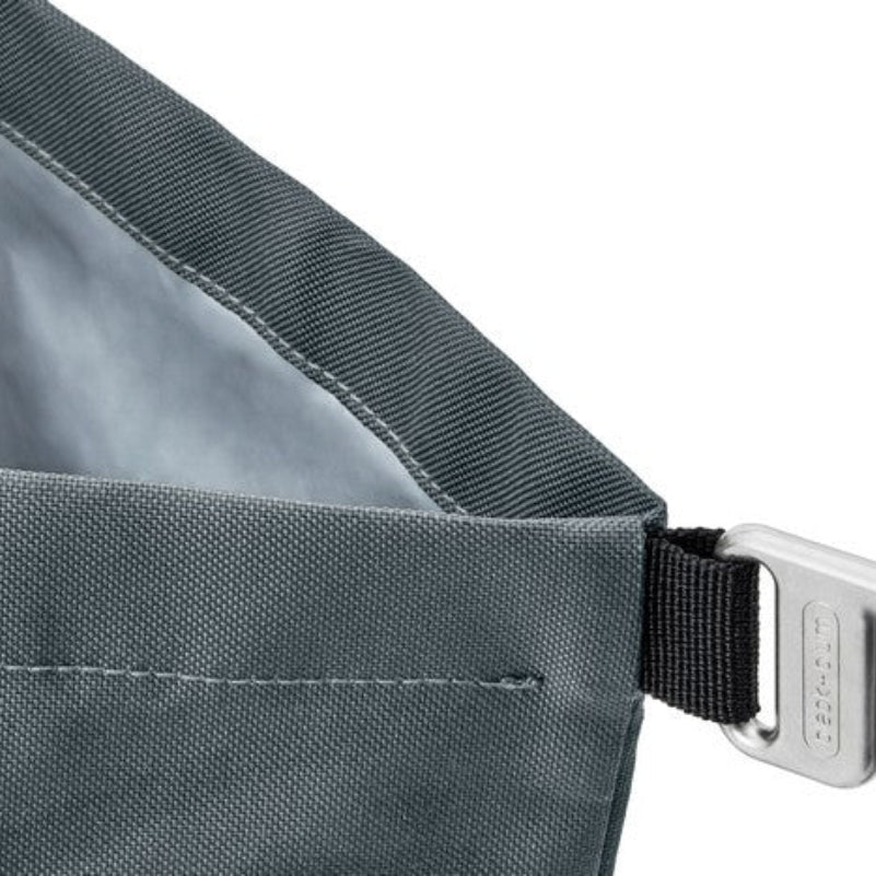 Torba termiczna Black+Blum szara – lekka, wodoodporna, z materiału z recyklingu PET, idealna na lunch i napoje