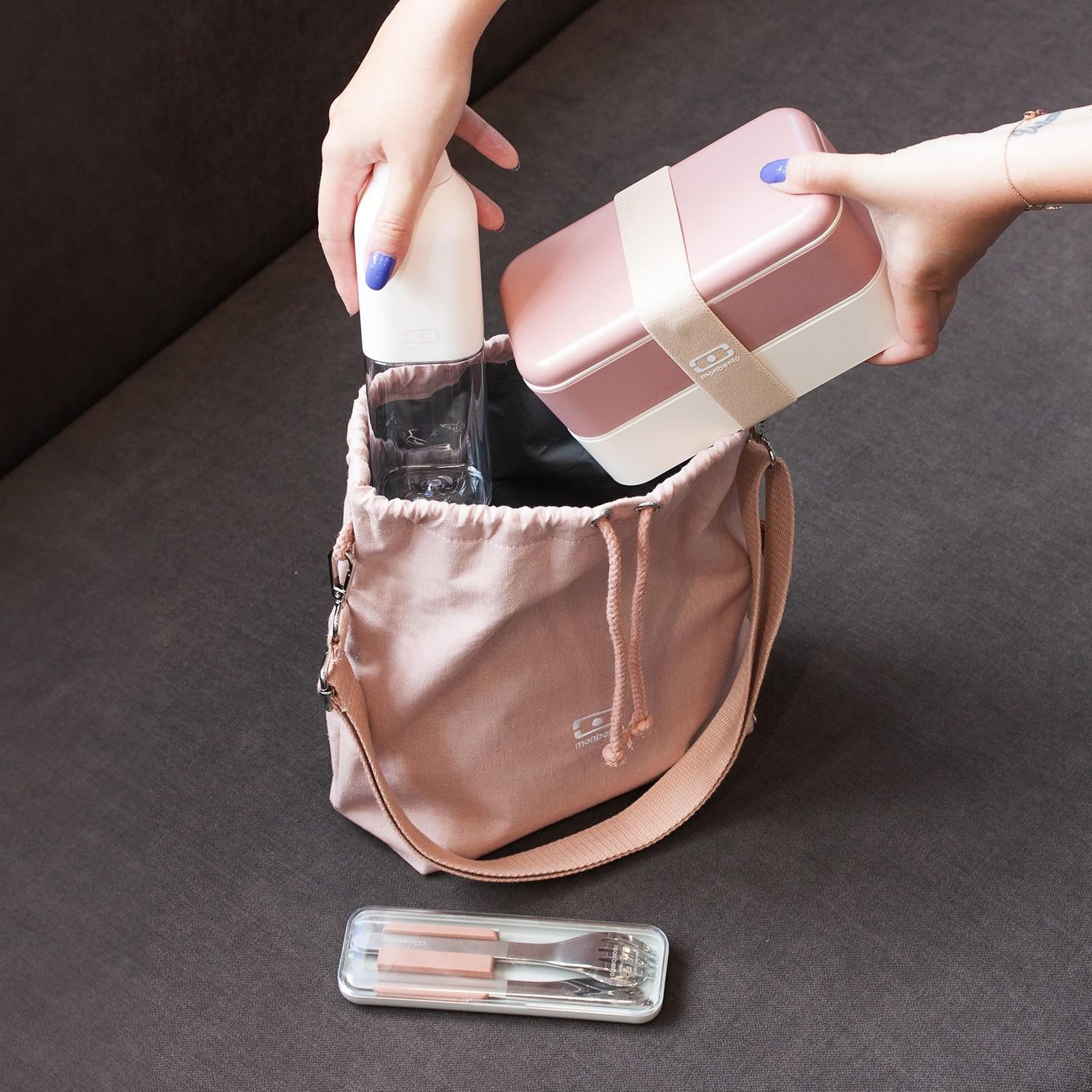 Różowa modna torba na posiłki do pracy Monbento Lunchbag zapinana na sznurek