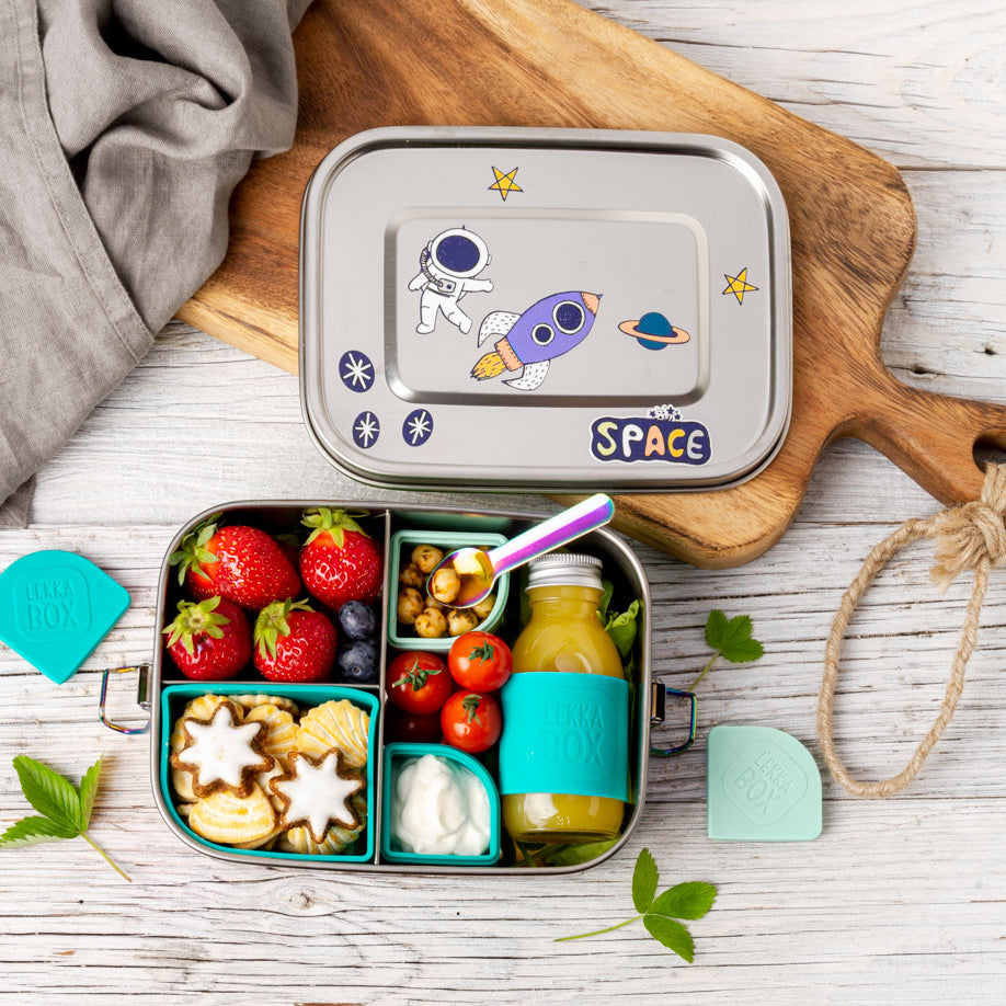 Naklejki kosmos Jabalou, kolorowe i wodoodporne, z trwałym klejem, idealne do personalizacji lunch boxa, bidonu lub butelki dziecka.