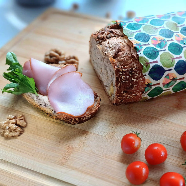 Woskowijka do kanapek BeePack® L – ekologiczne, wielorazowe opakowanie na żywność z naturalnych materiałów, zero plastiku, wzór: las