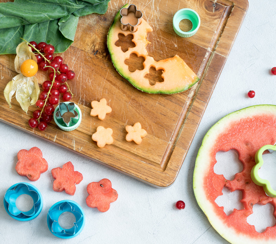 Wykrawacze Lekkabox kwiaty – zestaw 5 rozmiarów, stal nierdzewna, bezpieczne uchwyty, idealne do owoców, warzyw, kanapek i ciasteczek