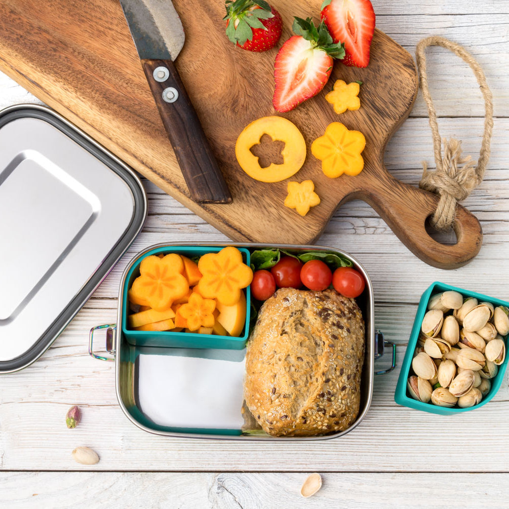 Wykrawacze Lekkabox kwiaty – zestaw 5 rozmiarów, stal nierdzewna, bezpieczne uchwyty, idealne do owoców, warzyw, kanapek i ciasteczek