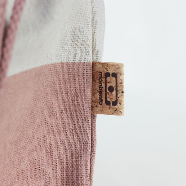 Monbento Pochette L Flamingo– lekka torba na lunchbox, imitacja lnu, zawiązywana, stylowa i ekologiczna. Idealna do pracy i szkoły, kolor: rozowy