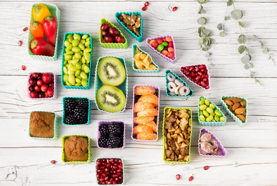 2 Foremki do lunchboxów Yumbox Forest – idealne do rozdzielania przekąsek w lunchboxie, na owoce, orzeszki, sery i inne, kolor: zielony