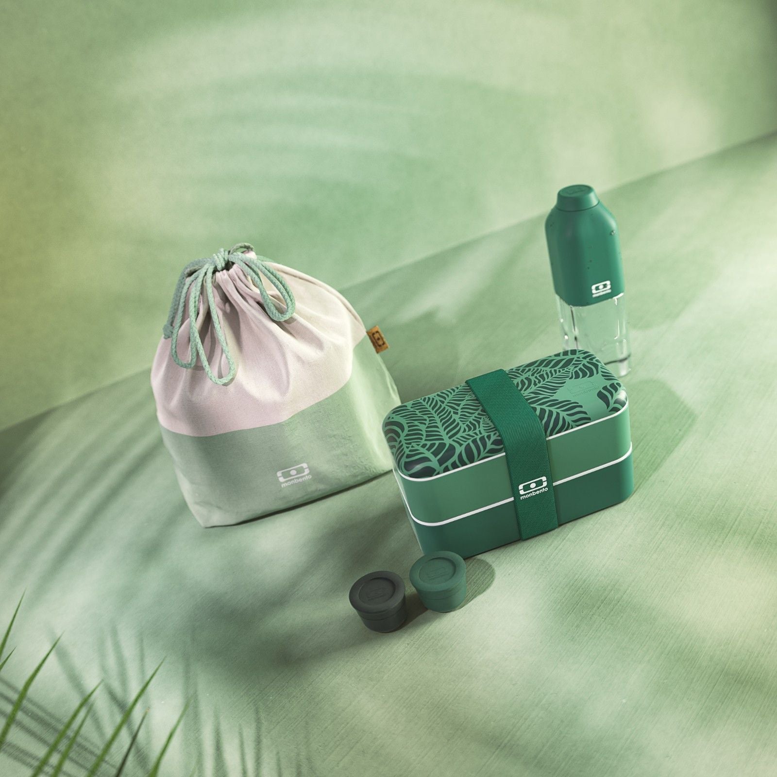 Monbento Original – dwupoziomowy lunchbox z miseczką. Szczelny, BPA free, do mikrofalówki i zmywarki. Stylowy francuski design, wzór: Jungle