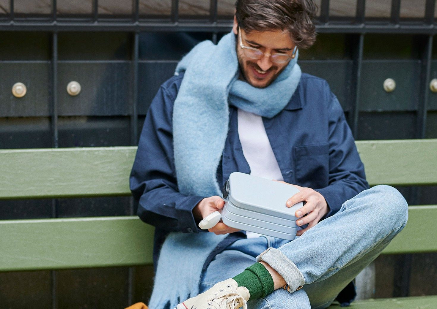 Bento box Take a Break Midi Mepal - zielony lunch box, na drugie śniadanie, z widelcem i przegródkami, wyprodukowano w Holandii