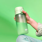 Bidon dla dzieci Ion8 Pod Surf Green 350 ml – szczelny, lekki i otwierany na klik