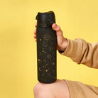 Bidon dla dzieci 500 ml Ion8 Celestial Universe – lekki, nietoksyczny,  z ustnikiem i klapką, idealny do plecaka i samochodu