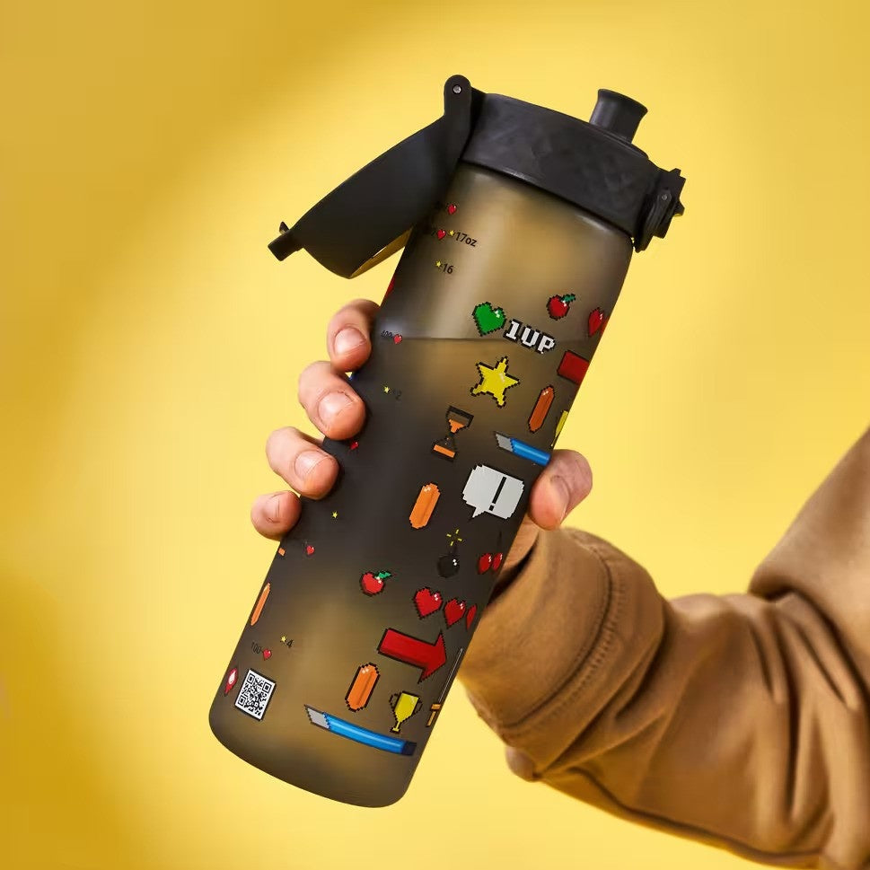 Bidon dla dzieci 500 ml Ion8 Gamer – lekki, nietoksyczny,  z ustnikiem i klapką, idealny do plecaka i samochodu