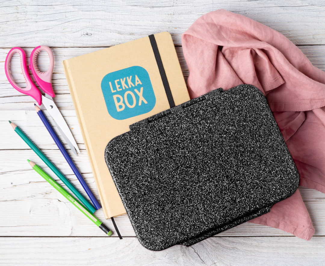 Czarny brokatowy lunchbox z wyjmowanymi przegródkami Lekkabox