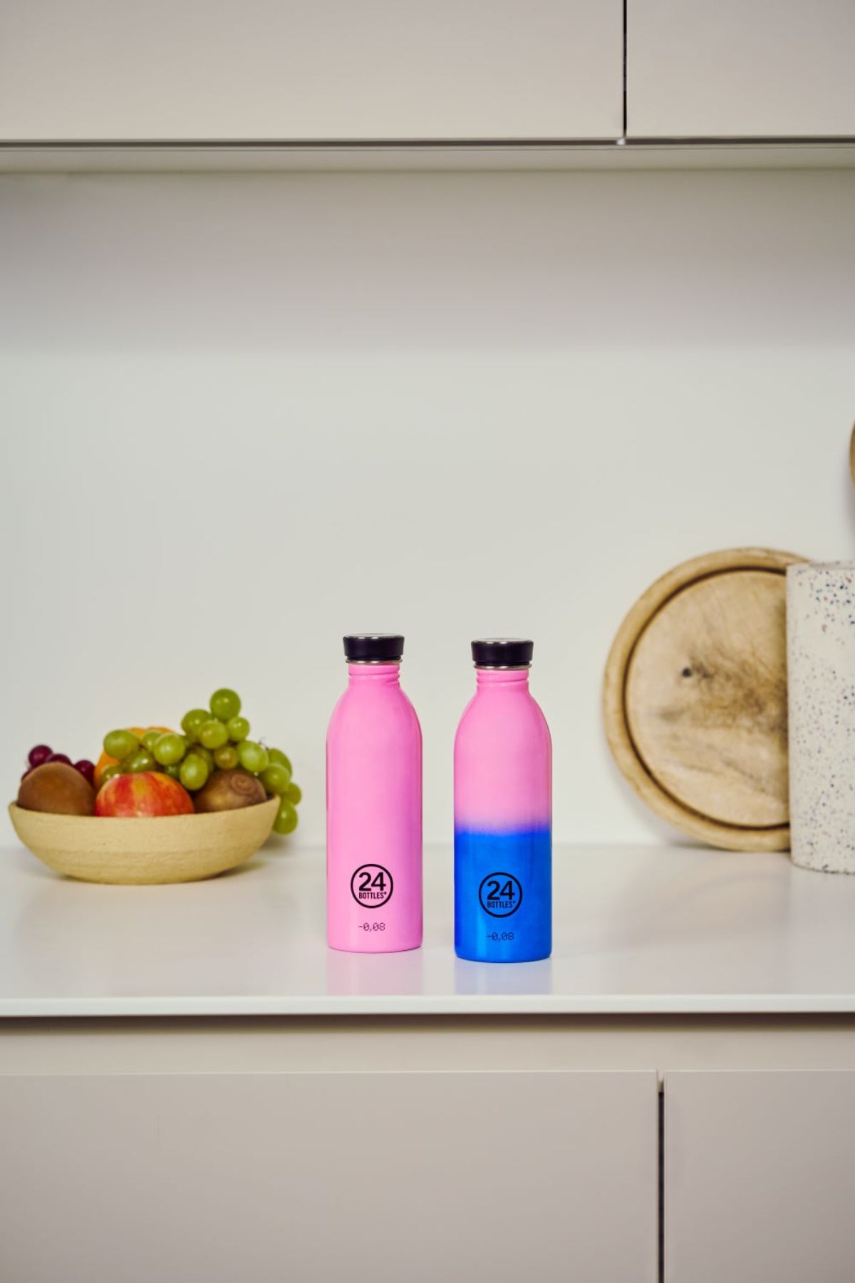 Butelka na wode 24bottles REactive 500 ml – lekka, zmienia kolor pod wpływem zimna, 100% szczelna, kolor: różowa/niebieska