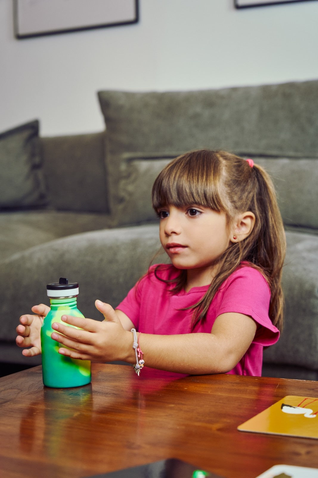 Kids Bottle REactive 250 ml – lekka butelka dla dzieci, zmienia kolor pod wpływem zimna, 100% szczelna, kolor: żółty/zielony