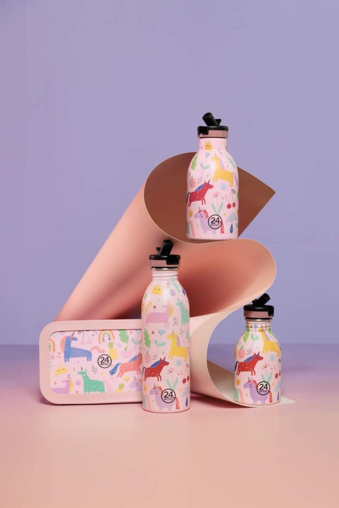 Butelka na wodę dla dzieci 24Bottles Magic Friends – bezpieczna, lekka i szczelna butelka wielorazowa z matowym wykończeniem, wzór: jednorożce