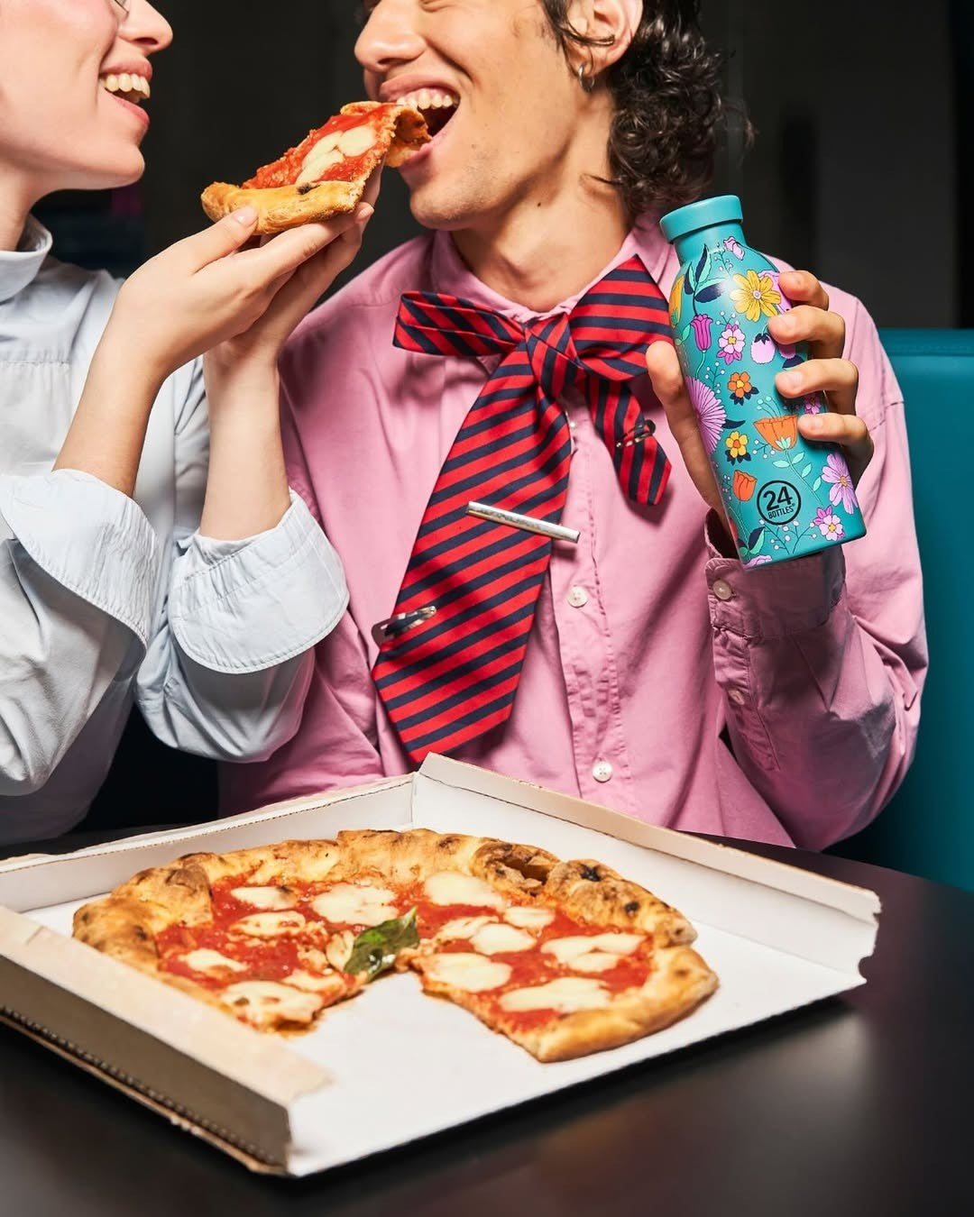 Butelka termiczna 24Bottles CLIMA– izolacja próżniowa, bez BPA, idealna do gorących i zimnych napojów, wzór: bloom bloom green