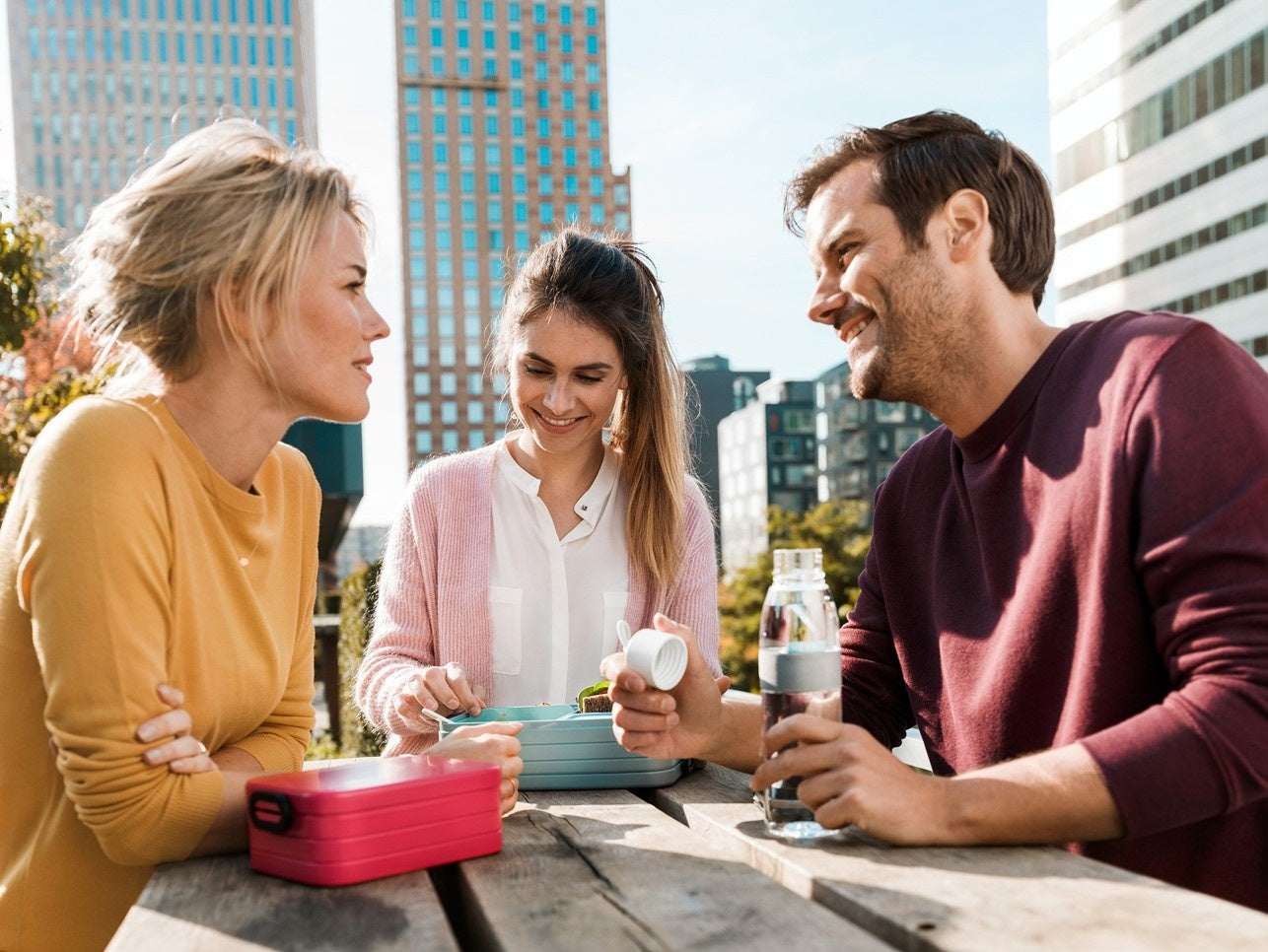 Lunch box Take A Break Mepal - , duża pojemność, z widelcem i wyjmowanymi pojemnikami, wyprodukowano w Europie