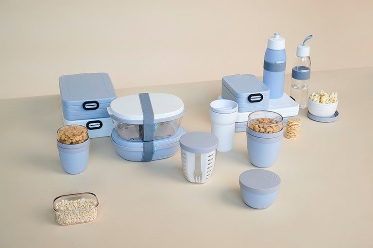 Lunch box Take A Break Mepal - , duża pojemność, z widelcem i wyjmowanymi pojemnikami, wyprodukowano w Europie