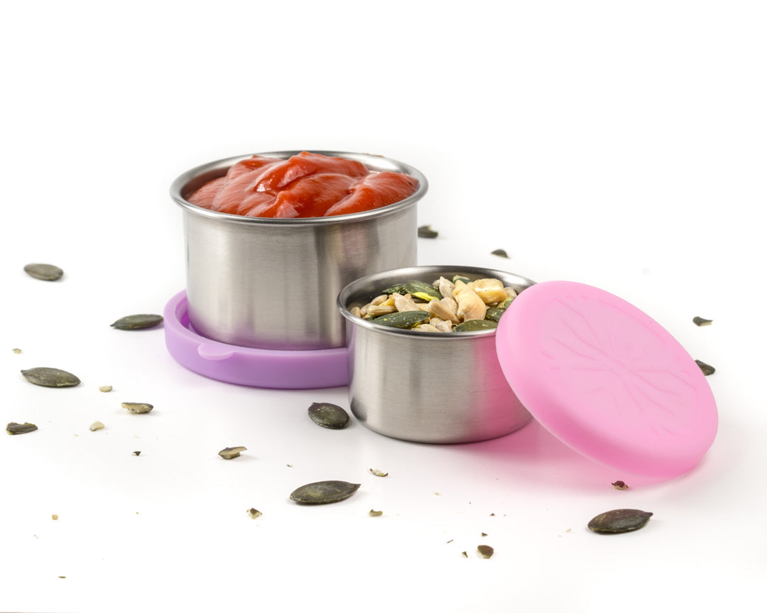 LEKKABOX® Dipper – zestaw 2 stalowych pojemników 50 ml i 100 ml na sosy, dipy i przyprawy, z szczelnymi silikonowymi pokrywkami.