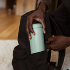 Miętowy kubek termiczny 355 ml Fellow Carter Move Mug Mint Chip - stal nierdzewna, szczelny, chroni przed rozlewaniem, szeroki otwór, nie wchłania smaku i zapachu