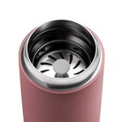 Kubek Fellow Carter w kolorze brudnego różu z zakrętką i ceramiczną powłoką