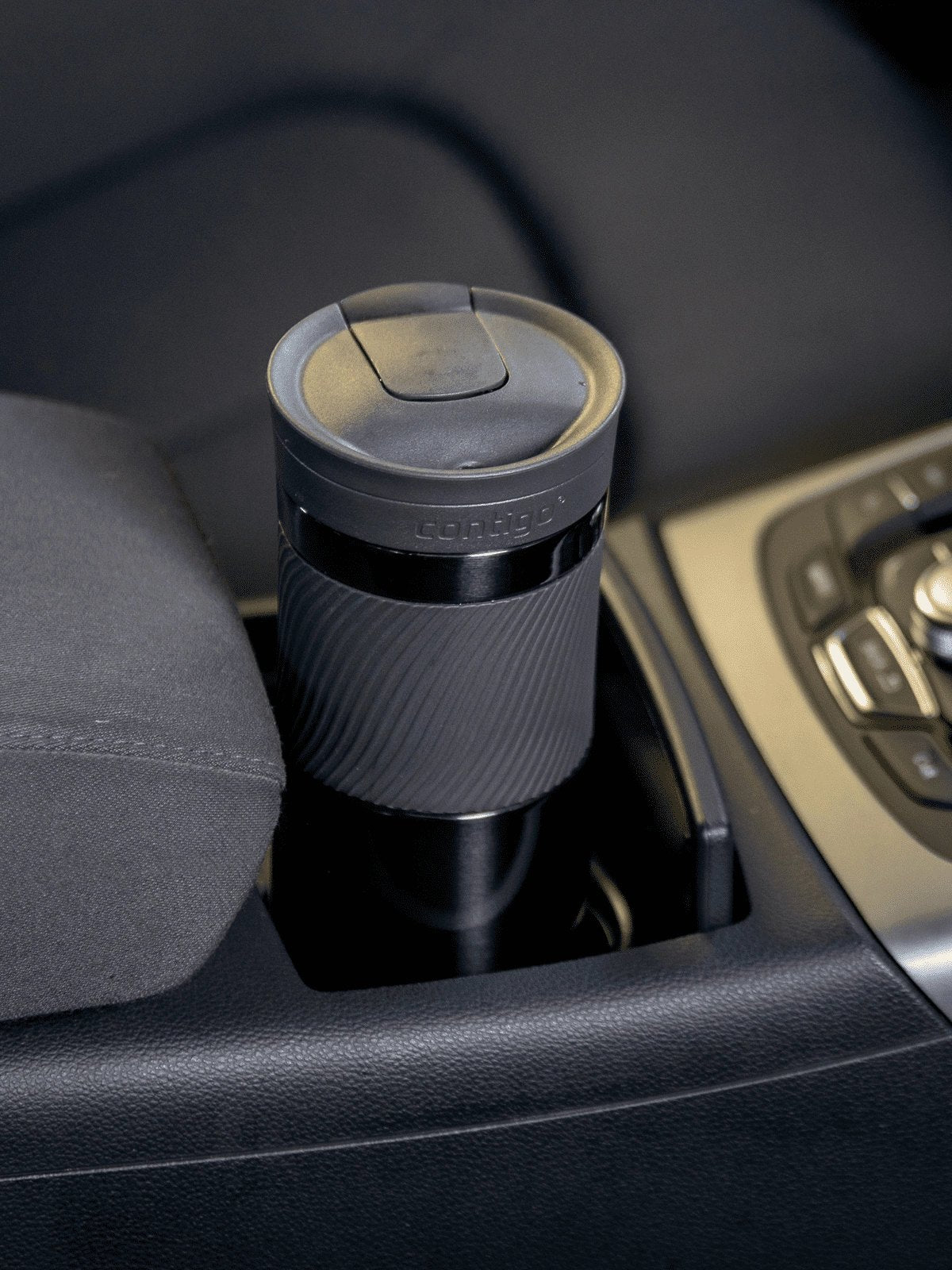 Kubek Contigo Byron – stalowy, szczelny, 590 ml, SnapSeal®, idealny na kawę do auta i w drogę, kolor: czarny