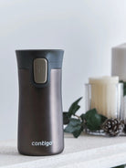 Kubek Contigo Latte 300 ml – mały, lekki i szczelny termos z izolacją na 3 h ciepła i 10 h chłodu.