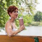 Kubek termiczny Monbento Travel Mug Pink Moka - 600 ml, z ustnikiem i słomką, utrzymuje ciepło do 5h i chłód do 12h, wytrzymały i lekki, kolor: różowy