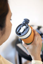 Kubek termiczny Asobu Aspen Pastel Green - ze słomką i ustnikiem, stal nierdzewna, 100% szczelny, dopasowany do uchwytów samochodowych, kolor: zielony