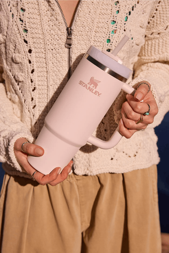 Stanley Quencher Rose Quartz – szczelny kubek termiczny ze słomką wielorazową