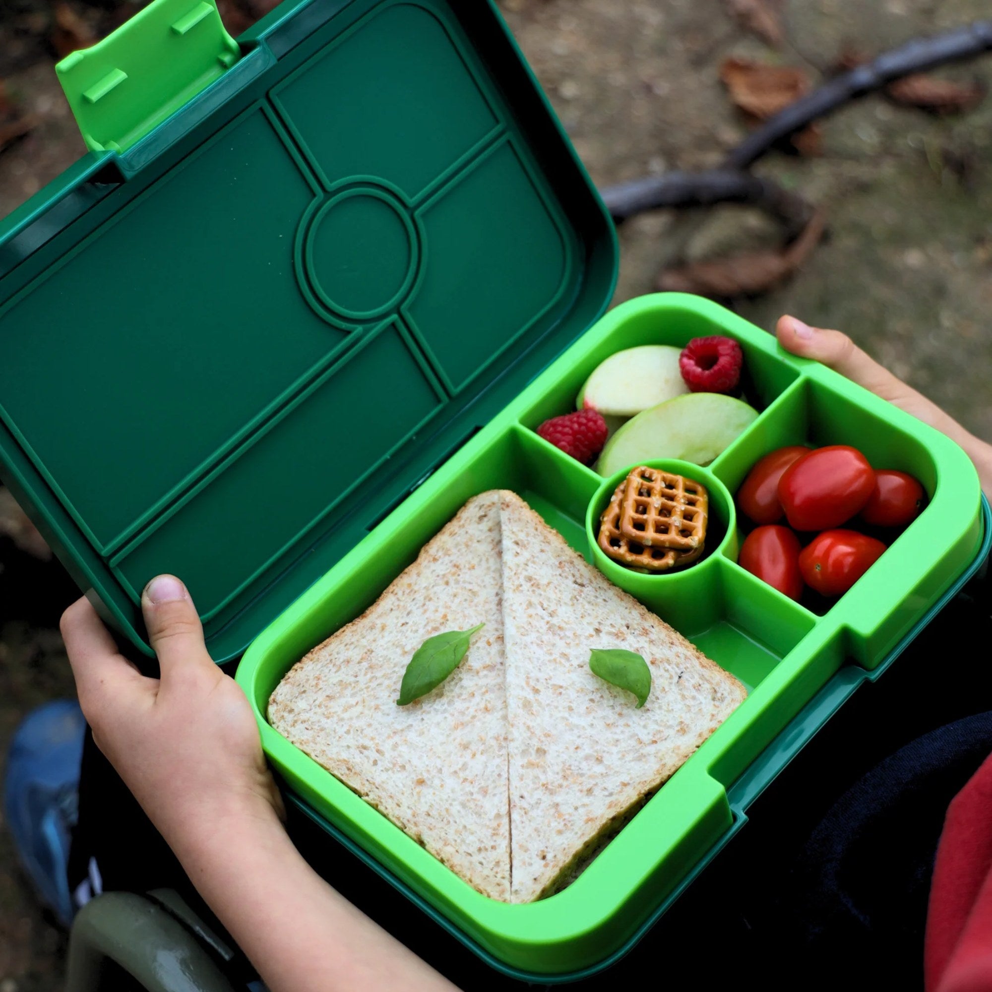 Lunchbox dla dzieci Yumbox Tapas Palm Green/Solid Lime – poręczna, trwała i bezpieczna śniadaniówka dla dzieci, kolor: zielony