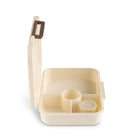Lunchbox tritanowy Citron Lemon 4-komorowy, 700 ml – szczelny, lekki, bez BPA, wzór: cytryny, z pojemnikiem na sos