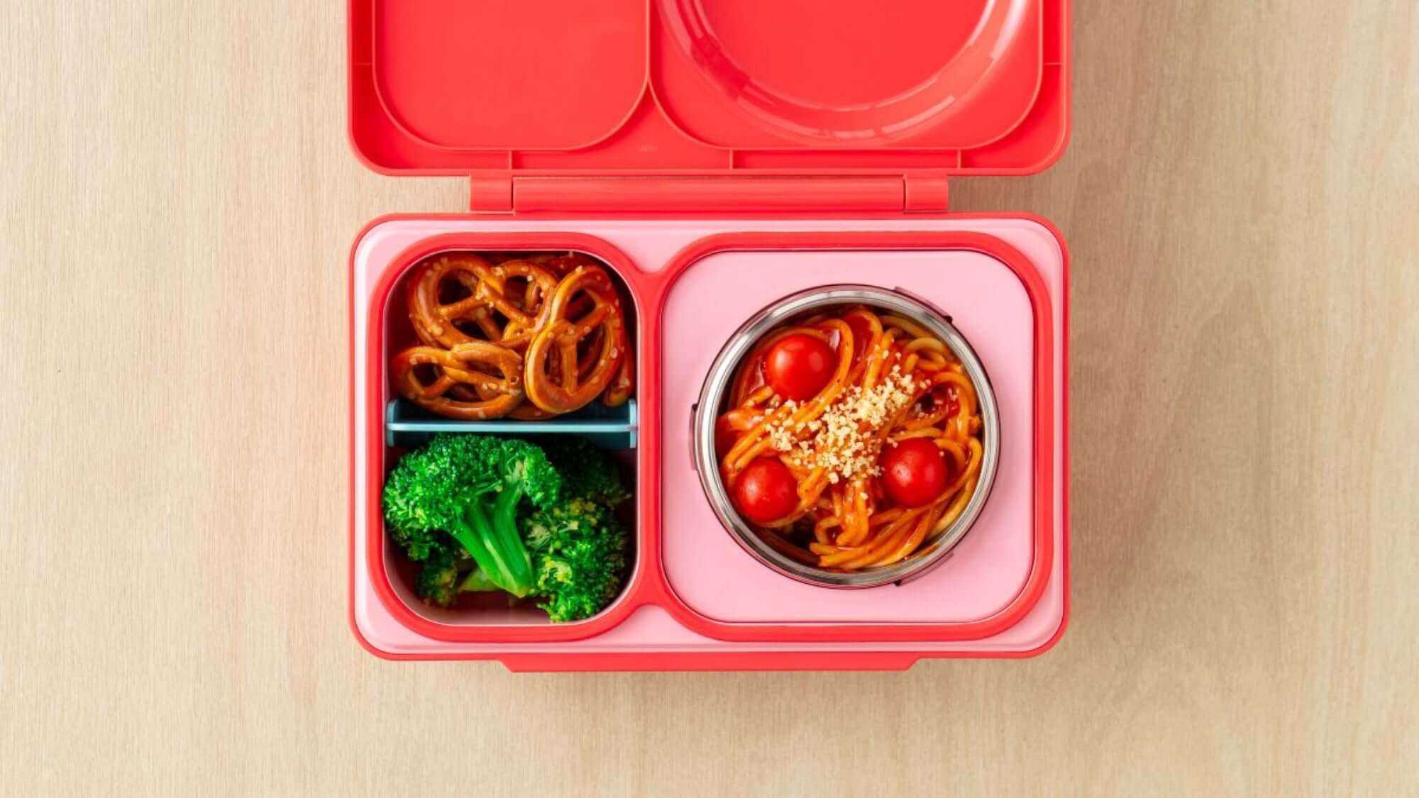 Lunchbox z termosem OmieBox Up Cherry Pink – szczelny, pojemny i stylowy, idealny do szkoły i pracy