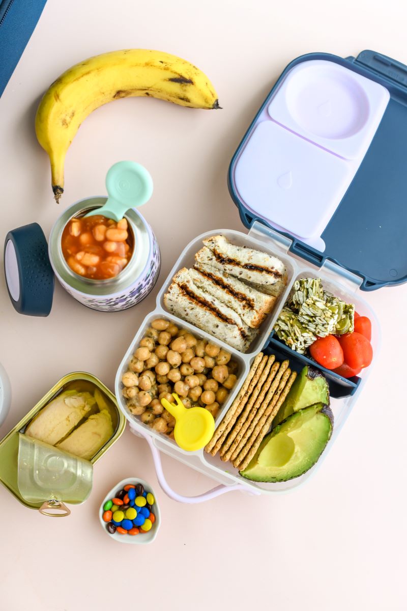 Mini lunchbox B.box – kompaktowy, szczelny i idealny na drugie śniadanie, kolor: zielony