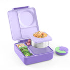 OmieBox Lilac Purple – pastelowo-fioletowy lunchbox z termosem, przegródkami i uchwytem, idealny do szkoły i przedszkola.