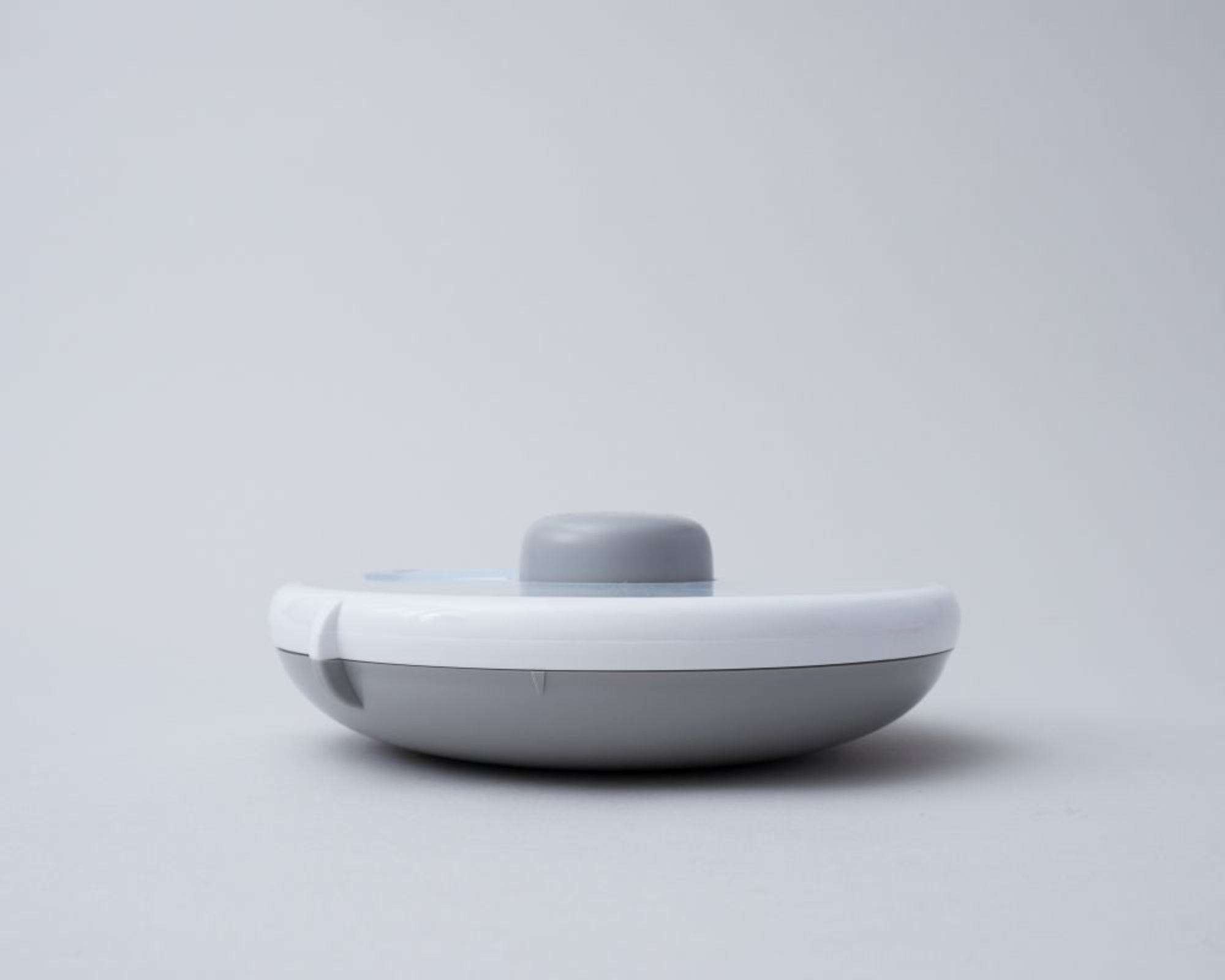 GoBe Snack Spinner – pojemnik na przekąski, interaktywny, szczelny i łatwy w obsłudze, kolor: grey