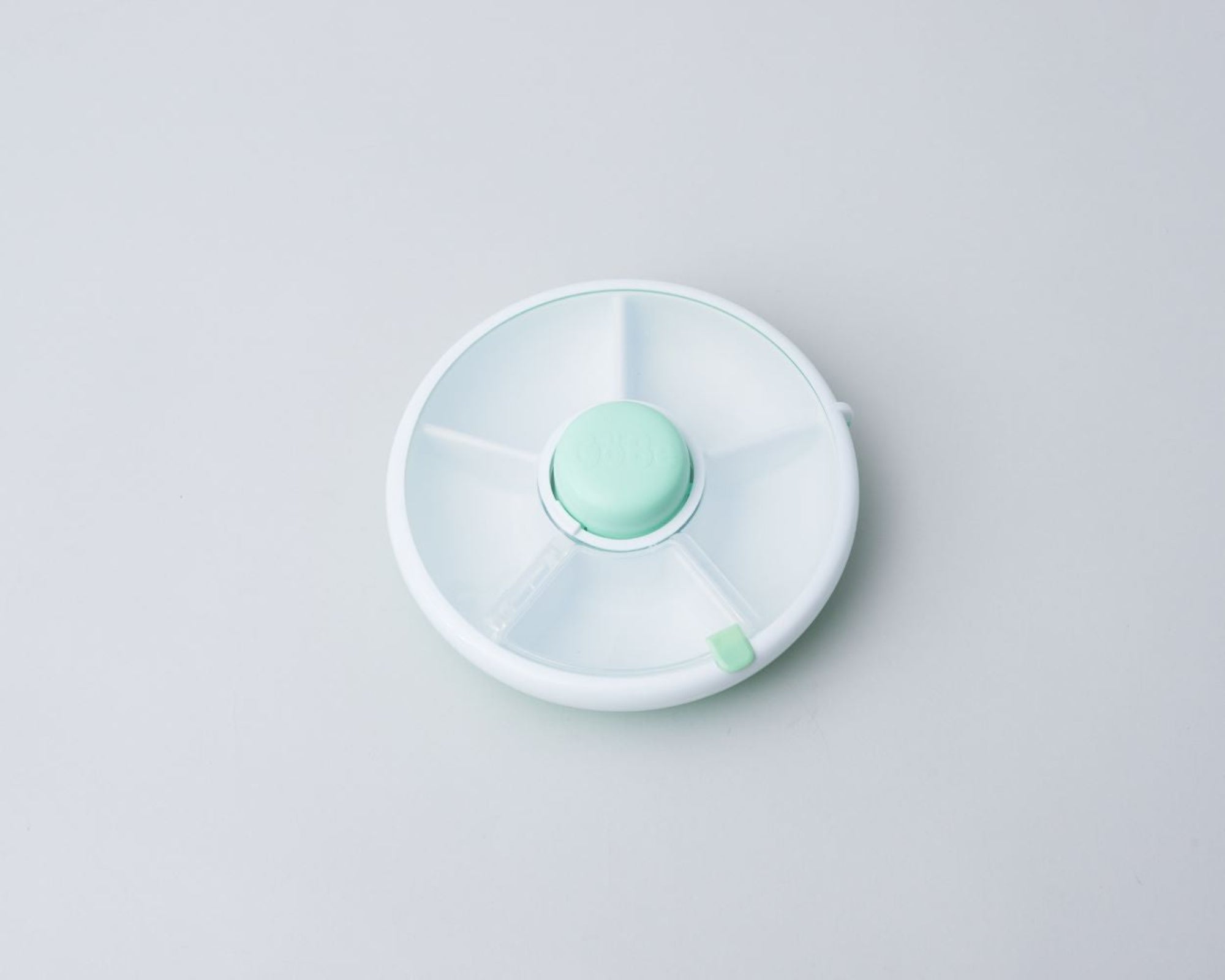GoBe Snack Spinner – pojemnik na przekąski, interaktywny, szczelny i łatwy w obsłudze, kolor: mint green