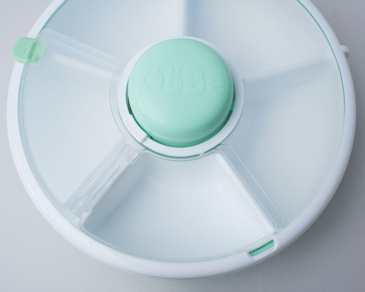 GoBe Snack Spinner – pojemnik na przekąski, interaktywny, szczelny i łatwy w obsłudze, kolor: mint green