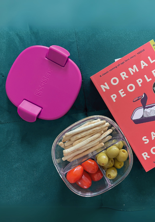 Pojemnik na przekąski Snack Bowl Yumbox – kompaktowy, z 3 przegródkami i szczelną pokrywką, idealny na przekąski, kolor: raspberry pink (różowy)