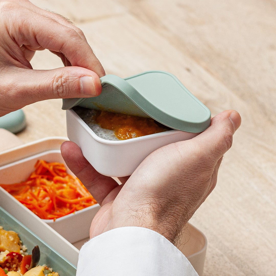 Monbento Pojemniki do Original – zestaw 4 pojemników, szczelne, bez BPA, do sosów i przekąsek, mikrofalówka i zmywarka, kolor: zielony