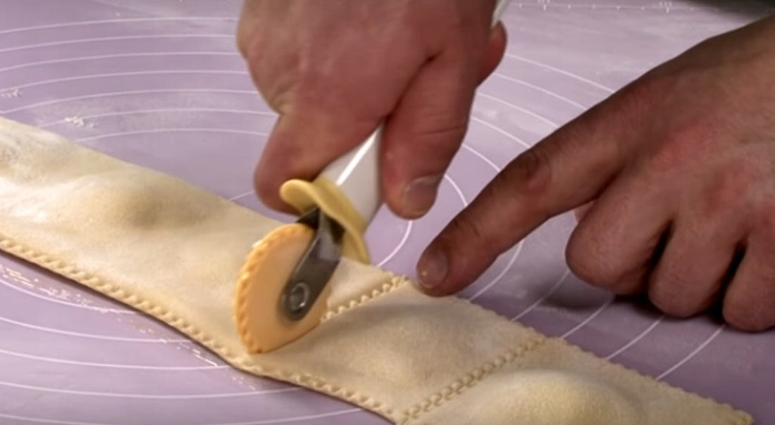 Tescoma DELÍCIA radełko do ciasta – do pierogów i ravioli, stal nierdzewna, ergonomiczne, trwałe, do zmywarki