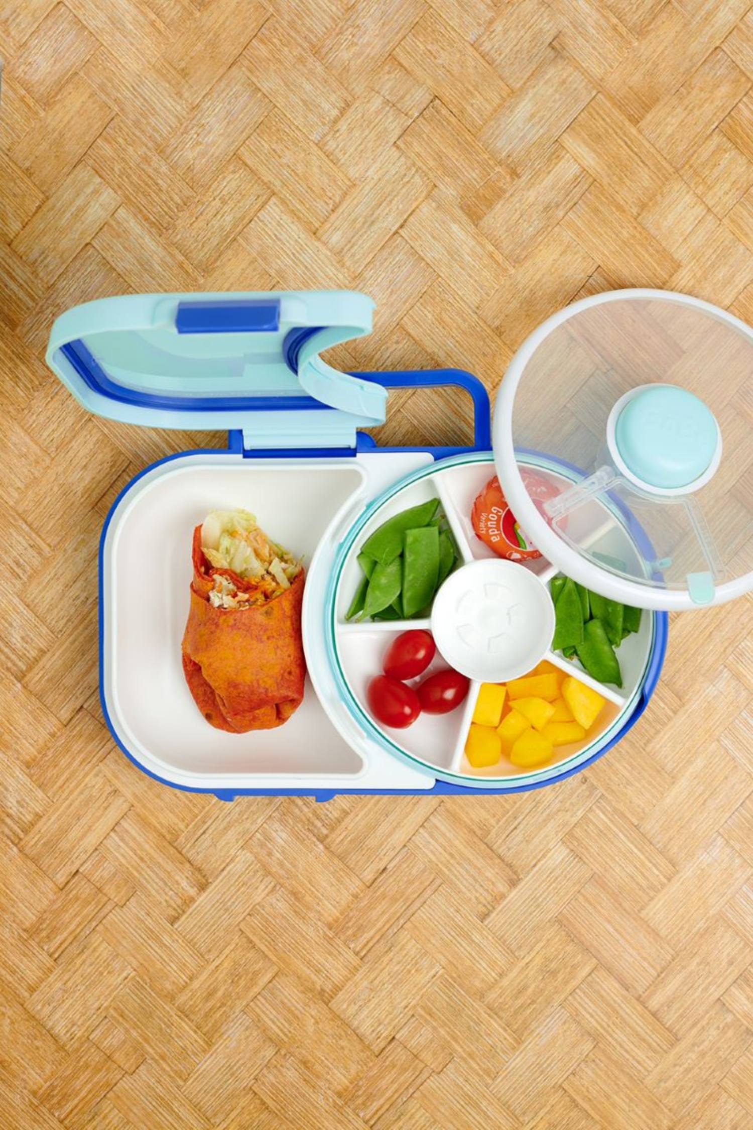 Śniadaniówka GoBe 2w1 – lunchbox i pojemnik na przekąski dla dzieci, interaktywny, do szkoły i przedszkola, kolor: blueberry blue