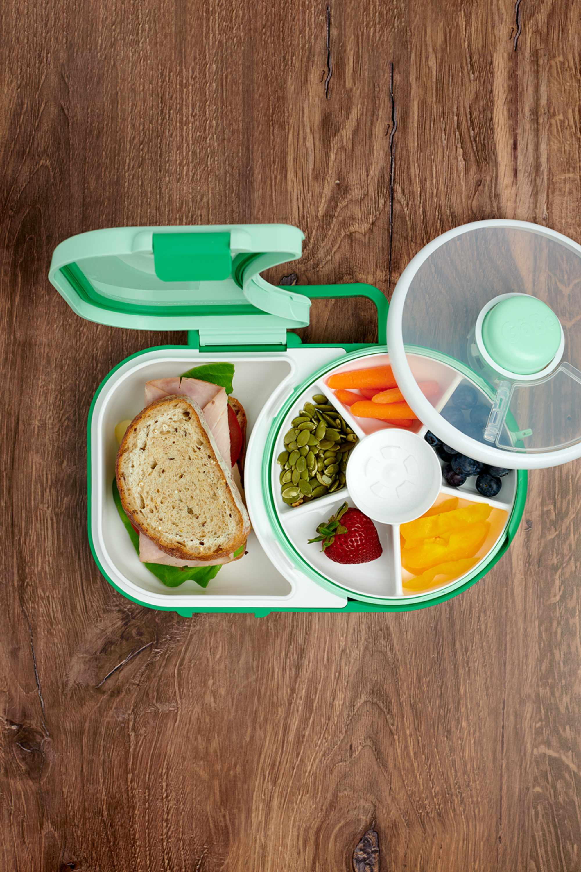 Śniadaniówka GoBe 2w1 – lunchbox i pojemnik na przekąski dla dzieci, interaktywny, do szkoły i przedszkola, kolor: sage green