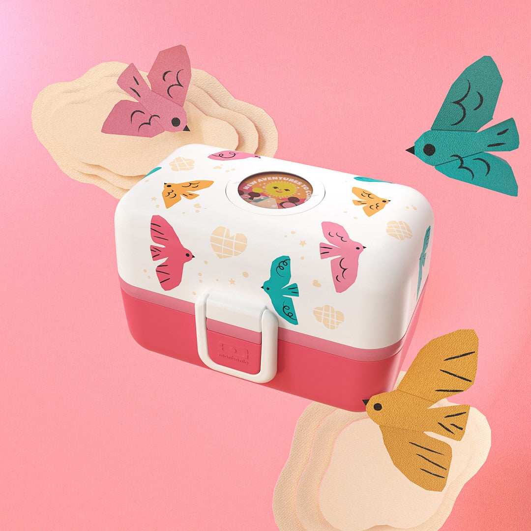 Monbento Tresor Birds – lunchbox dla dzieci z 3 pojemnikami. Lekki, szczelny i łatwy w otwieraniu. Idealny do szkoły, na wycieczkę i piknik, wzór: ptaszki