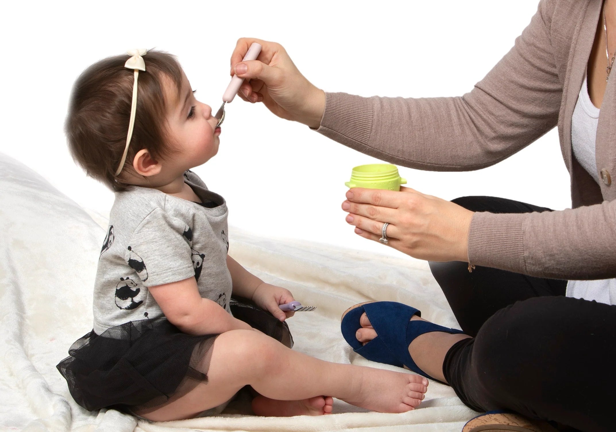 Stalowy łyżkowidelec Spork On The Go Melii - stal nierdzewna, używane razem lub osobno, zaokrąglone ząbki widelca, bezpieczne dla dzieci, higieniczne etui, kolor: różowy/fioletowy