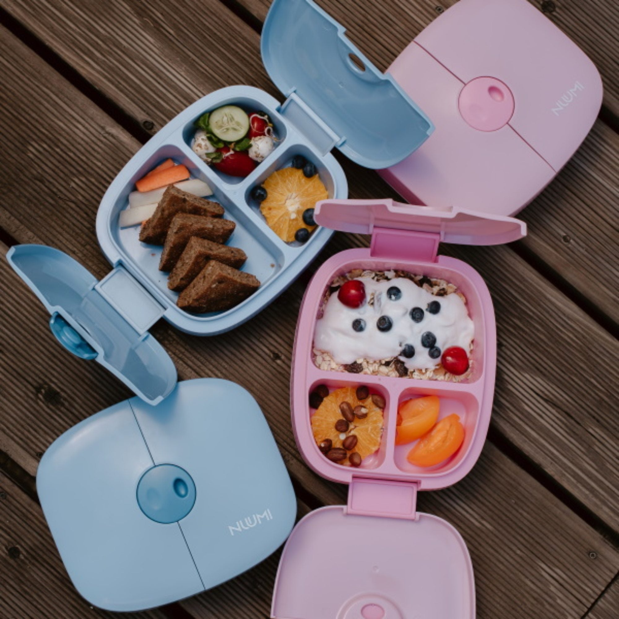 Różowy lunchbox Nuumi dla dzieci – trzykomorowy, szczelny pojemnik na śniadanie i przekąski.